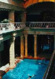 Blick in das Gellertsche Hallenbad